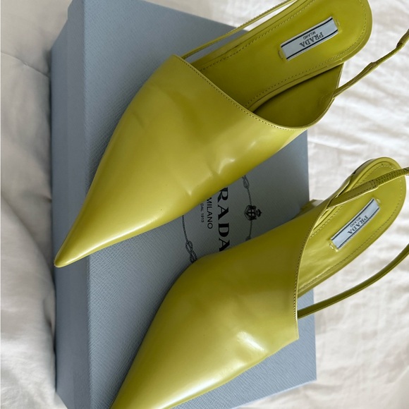 Prada Green Heeled Mules with Pointed Toe - Picture 4 of 4